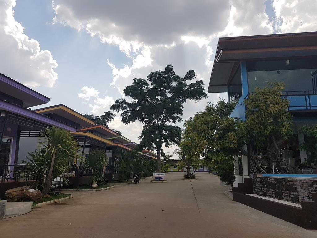 D-Sine Resort Buriram Exteriör bild